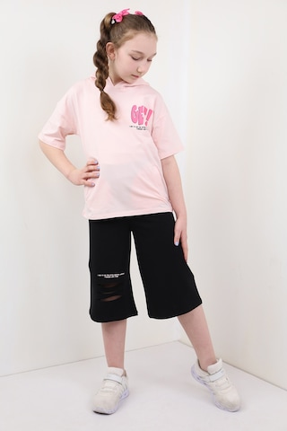 Toontoy Kids Toontoy Kız Çocuk 2'li Takım Baskılı Kapüşonlu Cepli T-shirt & Beli Lastikli Kapri Şort - Lazer Kesim Detaylı Pudra