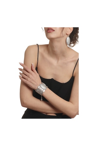 Kadın Antik Gümüş Kaplama Etnik Motifli Oval Formlu Küpe &bileklik Set Gümüş