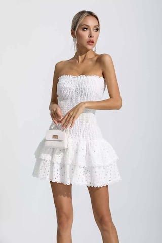 Fashion Cocktail Korse Bandaj Kumaşlı Esnek Kabarık Etekli Tasarım Dantel İşleme Gece Davet Elbise Beyaz