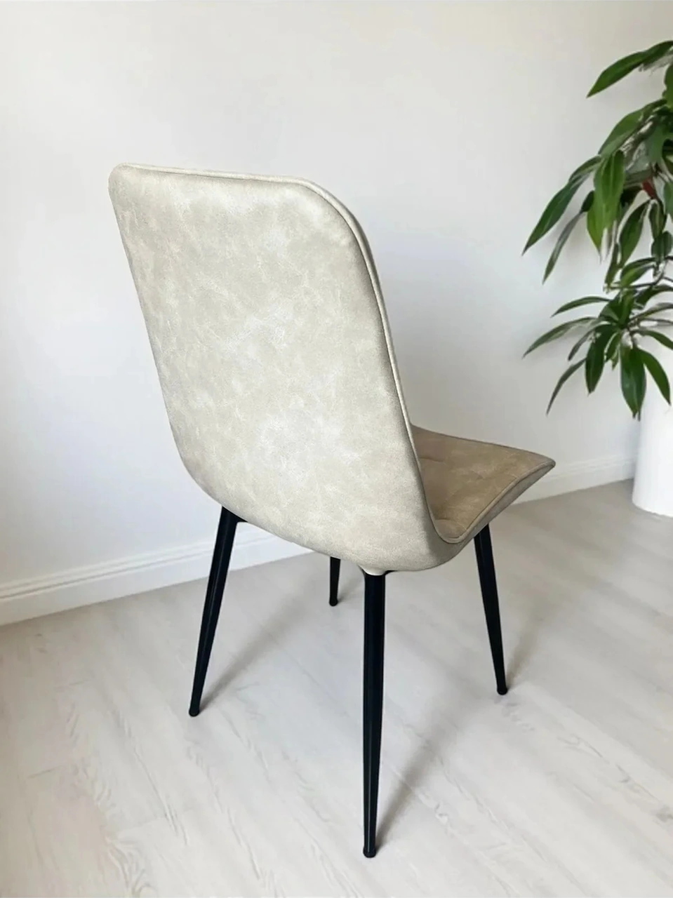 Dengema Bahar Sandalye 2 Adet Modern Yemek & Mutfak Sandalyesi, Bej Kumaş - Metal Siyah Ayak Bej