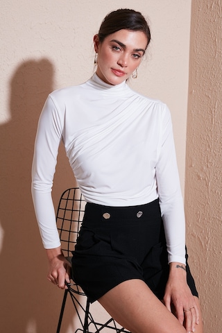 Lela Streç Büzgü Detaylı Slim Fit Dik Yaka Bayan Bluz 669925 Ekru