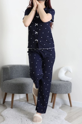 Genel Gömlek Yaka, Kısa Kollu Alt-üst Kadın Pijama Takımı Siyah Ve Beyaz