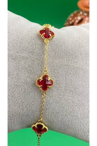 Gold Renk Zirkon Taşlı Yonca Model Çelik Bileklik Kırmızı