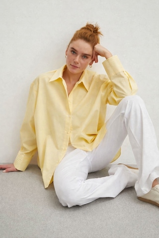Modeva Global Minimalist Kesim Modern Duruşlu Düz Oversize Butter Sarısı Kadın Gömlek Butter Sarı