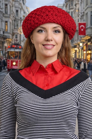 Kadın Fransız Ressam Bere Kırmızı Triko Kırmızı