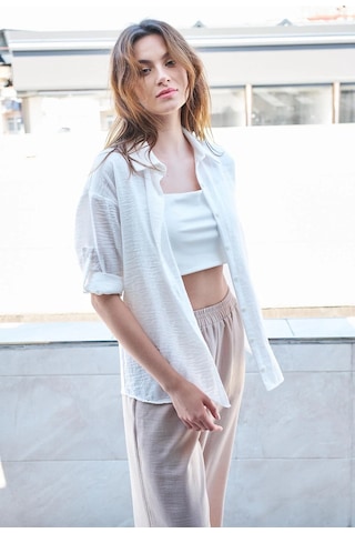 Kadın Keten Düşük Omuzlu Yakalı Kapri Kol Apoletli Gömlek -krem Krem