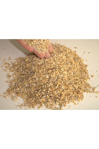 Arpa Ezmesi Yem 2 KG Arpa Kırması Hayvan Yemi Tavuk Yemi Kanatlı Yemi At Yemi Büyükbaş Küçükbaş Yemi