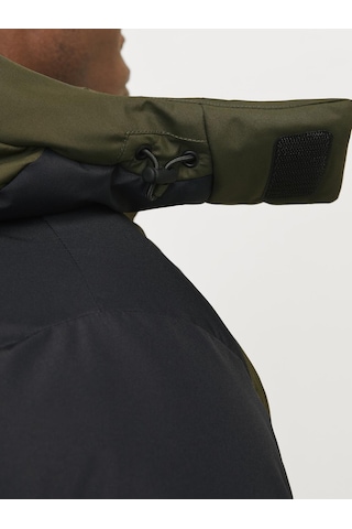 Jack & Jones Erkek Rüzgara Dayanıklı Kapüşonlu Puffer Mont - Aero Forest Night
