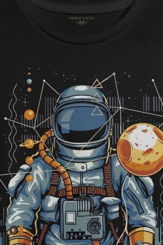 Uzay Gemisinde Yolculuk Eden Astronot Cosmos Göktaşı Baskılı Tişört Unisex T-shirt 001