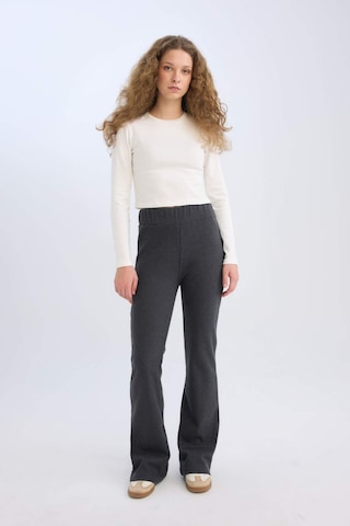 DeFacto Wide Leg Geniş Paça Esnek Belli Uzun Boy Pantolon E4387AX24WNAR191 Antrasit