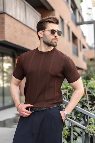 Madmext Kahverengi Regular Fit Bisiklet Yaka Fitilli Triko Erkek Tişört E7490