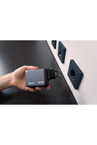 Verbatım GNC-100 32202 - V 100 W Gan Şarj Cihazı