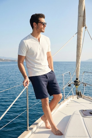 Buratti Pamuklu Regular Fit Yarım Fermuarlı Erkek T Shirt 5902653 Beyaz