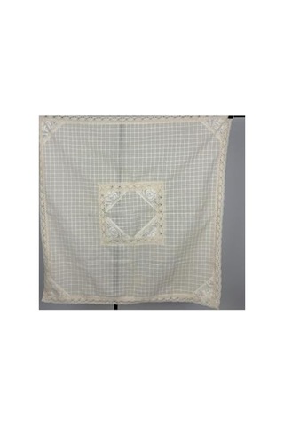 Dantelli Krem Renk Fiskos Sehap Örtüsü, 100x100 Cm Açık Bej