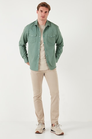 Buratti Pamuklu Regular Fit Çift Cepli Erkek Gömlek Cf24W116927 Haki