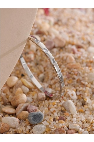 Novahub Gümüş Şık Kübik Zirkonya Paslanmaz Çelik Bileklik 18 K Altın Kaplama Kadınlar İçin Charm Moda Takı Su Geçirmez Yeni Yüksek Kalite Gümüş