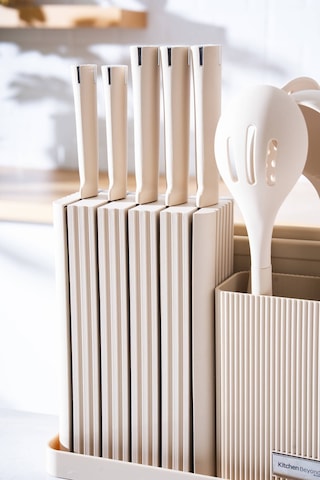 Cooper 14 Parça Standlı Kesme Tahtası Servis Ve Bıçak Seti Krem