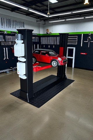3d Baskı 1/18 Ölçekli Maket Araç Lift Ayarlanabilir Profesyonel Diorama Aksesuarı