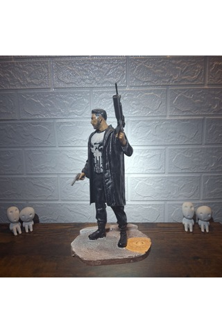 The Punisher Frank Castle El Yapımı Koleksiyon Figürü 27 Cm