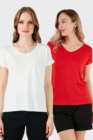 Lela V Yaka Relaxed Fit Yırtmaç Detaylı 2'Li Paket Bayan Bluz 5862000S2 Ekru-Kırmızı