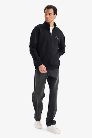 Defacto Vıkıngs Valhalla Boxy Fıt Dik Yaka Baskılı Sweatshirt F8152ax26spbk81 Siyah-bk81