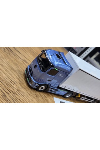 1/43 Mercedes Benz Eactros + Tenteli Dorse İle Eligor Prokabin Mp6