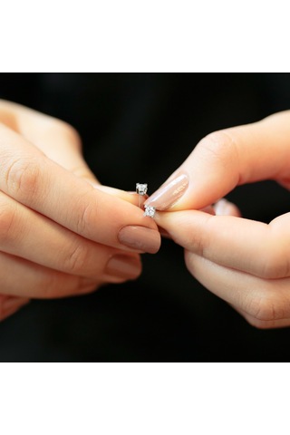 Lova 0.25 Karat Pırlanta Tektaş Küpe - 3010001