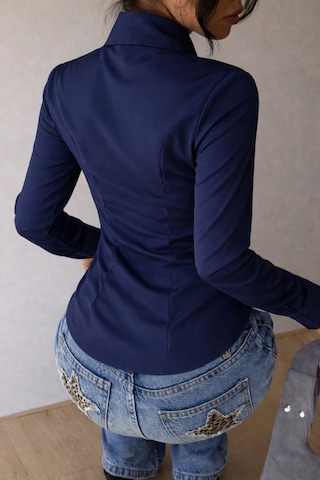 Kadın Premium Gömlek Slim Fit Uzun Kollu Şık Ofis Günlük Kombin Basic Klasik Gömlek Lacivert