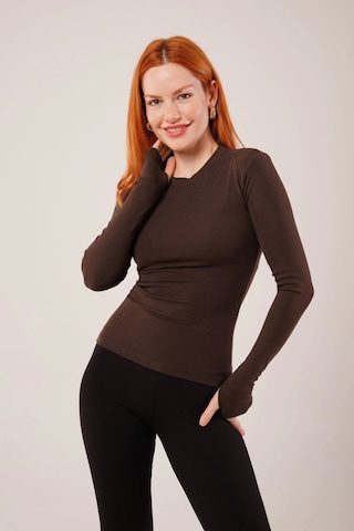 Uzun Kollu Basic Kahverengi Bluz Kahverengi