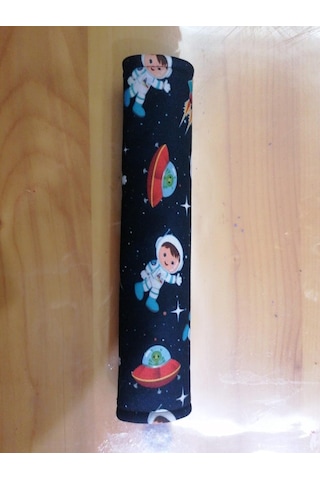 Uzay Temalı Oto Emniyet Kemeri Konfor Pedi, Yumuşak Voleur Kumaş, 4 Mm Süngerli, 26 Cm,evrensel Uyum, Kolay Montaj 1