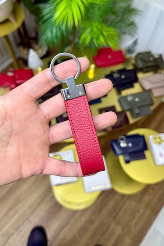 Kırmızı Hakiki Deri Premium Anahtarlık Kişiye Özel İsim Baskılı