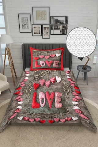 Love Yazılı Kadife Kumaş Kapitoneli Tek Kişilik Yatak Örtüsü Seti 2 Parça Tky0043 Çok Renkli