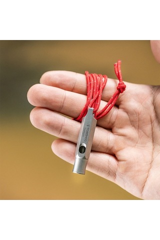 Dancemonkey Titanyum Kamp Düdüğü - Acil Durum & Outdoor Kullanım İçin Çok Renkli Çok Renkli