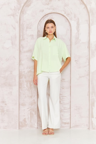 Kadın Yeşil Bol Kesim Kısa Kollu Gömlek Dm9005 Yeşil