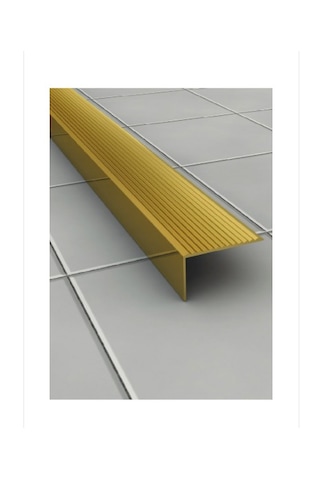 L Model Metal Merdiven Basamak Profili Çıtası Köşebent Bitim Profil Altın Gold Rengi 4cm 2cm 2.7m -