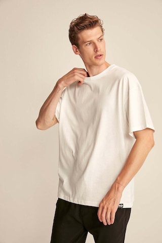 Grimelange Jett Erkek Oversize Fit %100 Organik Pamuk Kalın Dokulu Bisiklet Yakalı Beyaz T-shirt Beyaz
