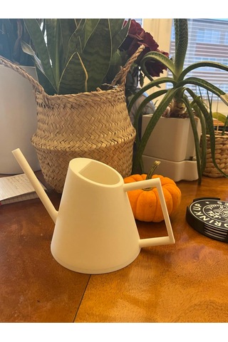 Modern Minimalist Çiçek Sulama Kabı Şık, Ergonomik Tasarım