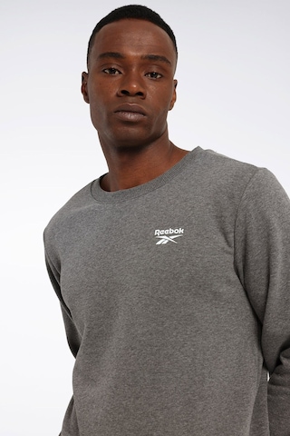 Reebok Rı Ft Left Chest Crew Gri/antrasit Erkek Sweatshir 101965467 Gri