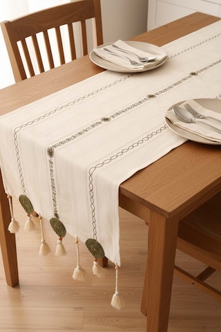 Yeşil Nakışlı Dantelli Runner 50x130 Cm Krem