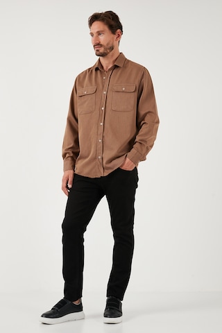 Buratti Pamuklu Çift Cepli Regular Fit Erkek Gömlek Cf25W128858 Camel