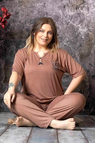 Sude Kadın Bambu Büyük Beden Düğme Yaka İnce Kısa Kol Pijama Takımı P300/146 - 1 Adet 001