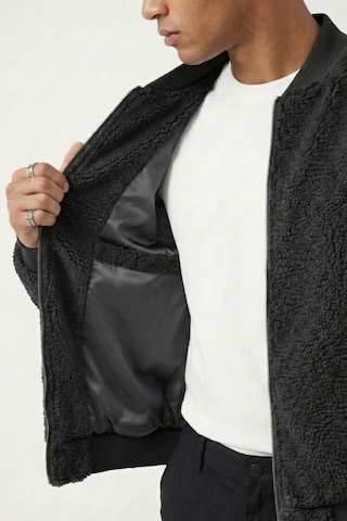 Genius Store Erkek Mont Peluş İçi Astarlı Oversize Geniş Kalıp Sherpa Kuzu Kumaş Spor Mont Siyah