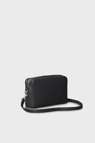 Calvin Klein Logolu Çıkarılabilir Askılı Çanta LV04K3162GUB1 Bayan ÇANTA LV04K3162G UB1 Siyah