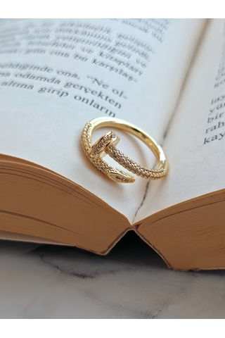 Ayarlanabilir Çivi Model Zirkon Taşlı Gold Renk Çelik Yüzük Altın