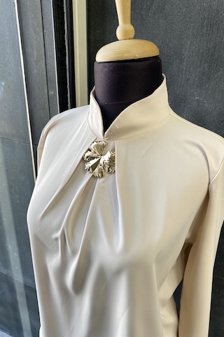 Pera Moda Gold Broş Detaylı Şık Bluz Gömlek Taş