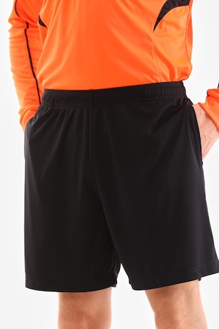 Düz Siyah Aday Ve İl Hakem Şortu K0165