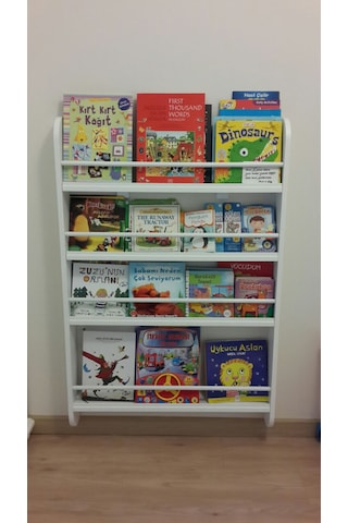 Class 2 Lake Montessori Kitaplık