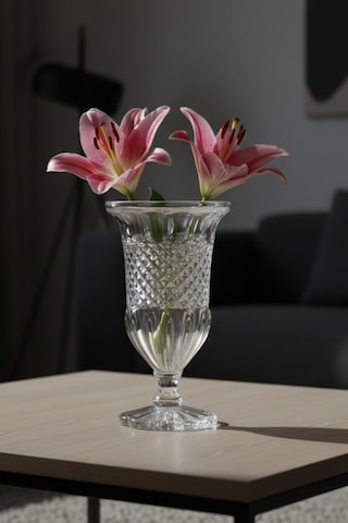 Lüks Kristal Kesim Ayaklı Cam Dekoratif Çiçek Vazosu 25 Cm Beyaz