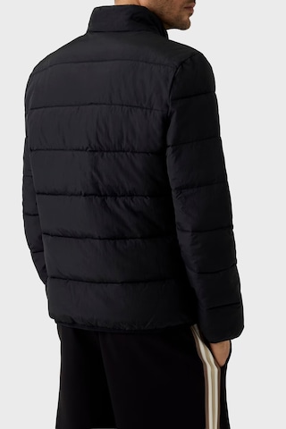 Guess New Rohan Kapitoneli Dik Yaka Mont Z5yl09wgtn0 Erkek Mont Z5yl09 Wgtn0 Jblk Siyah