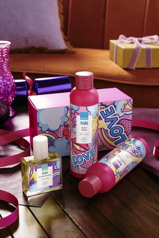 Avon Love Kids Kız Çocukları İçin Parfüm Seti